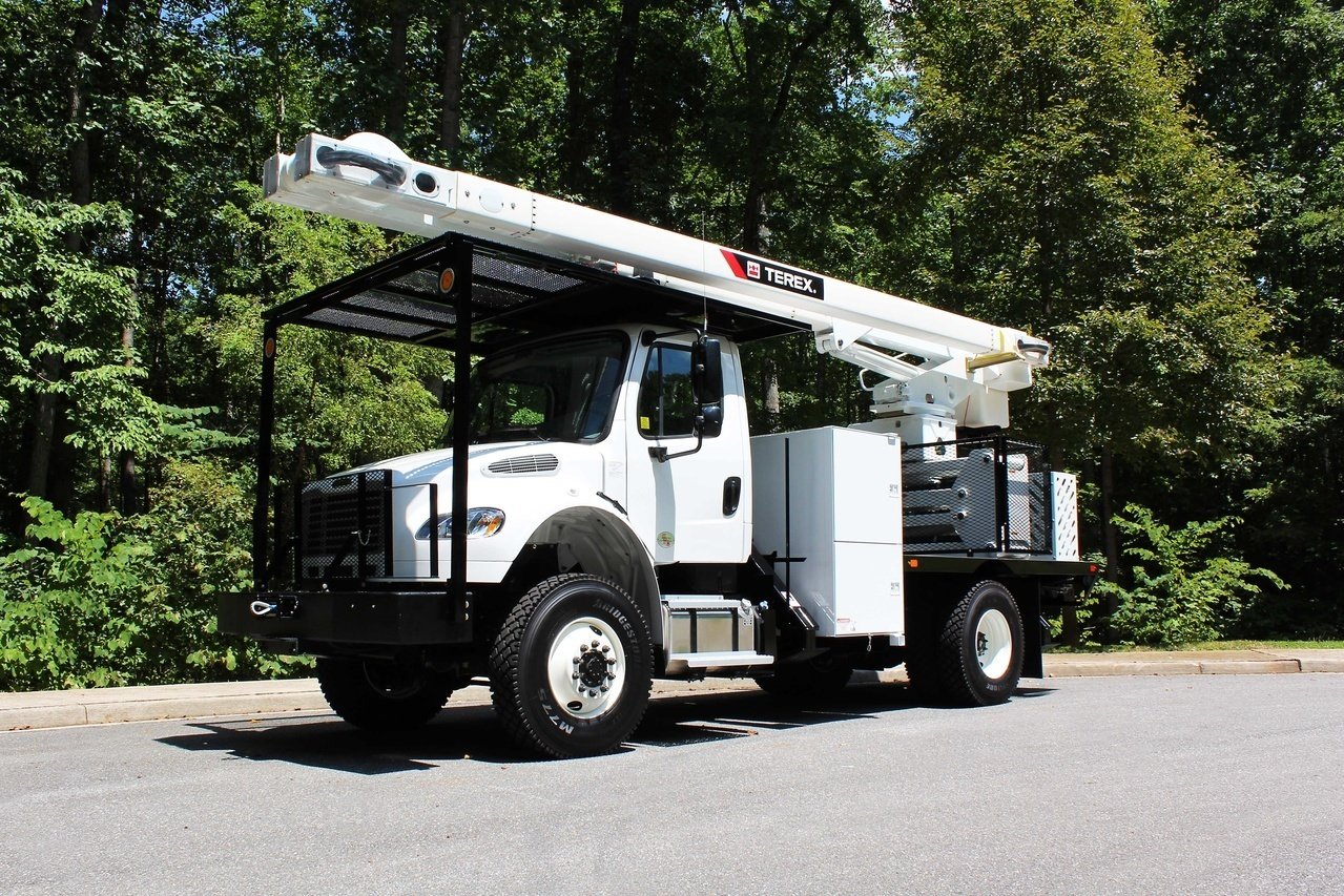 Forestry Bucket Truck Freightliner M2 4x4 Terex XTPRO60 70-ORA-F-PC 
